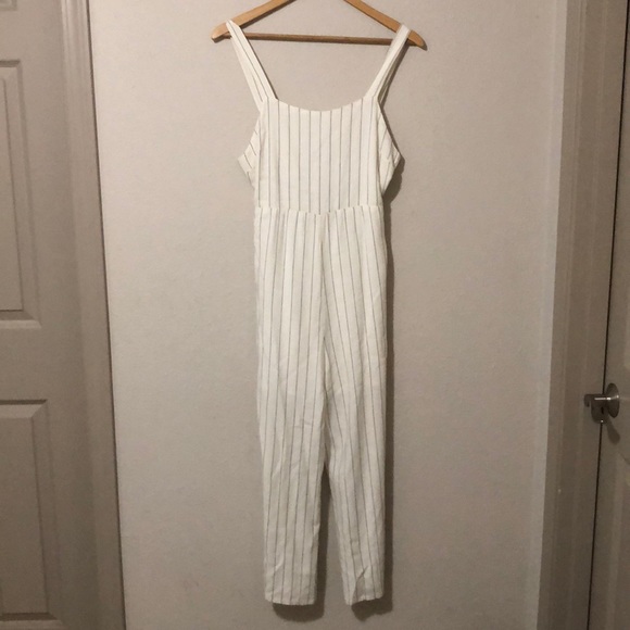 Jumpsuit NEVER WORN - Picture 1 of 3